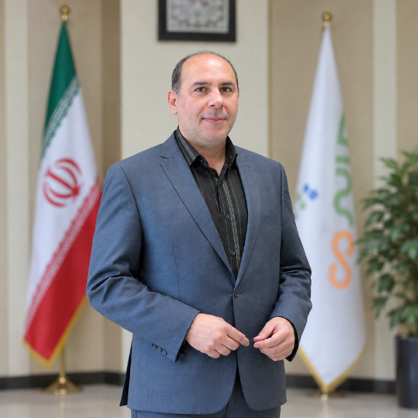 منصور عالی پور، رئیس هیئت مدیره فروشگاه زنجیره ای هایپرمی